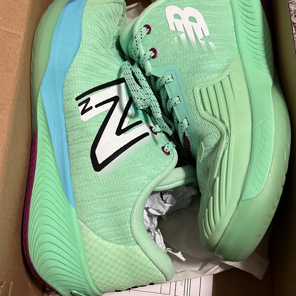 New Balance fuel cell 996v5 green sneaker